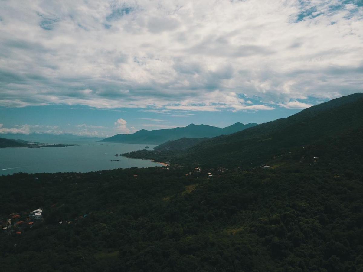 Bangalo Com Vista Para O Mar No Condominio Yacamim Ilhabela Praia Do Curral エクステリア 写真